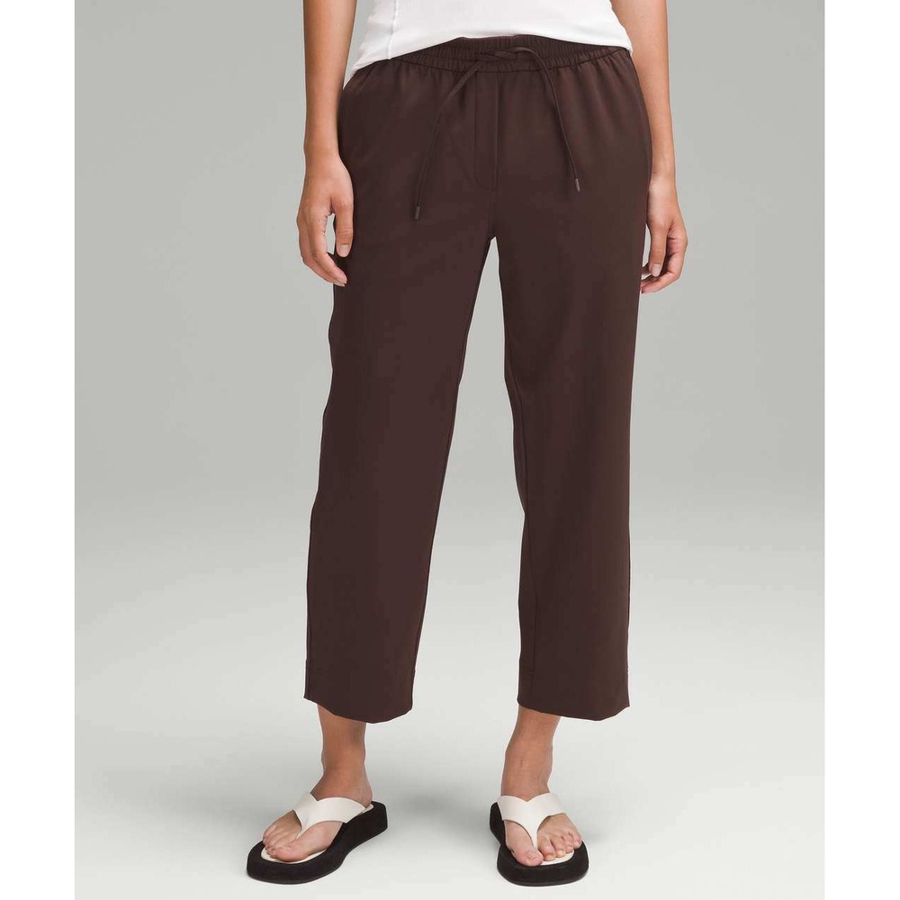 Lululemon Tapered-Leg Mid-Rise‎ Crop 25" Luxtreme Espresso Womens Medium Lycra